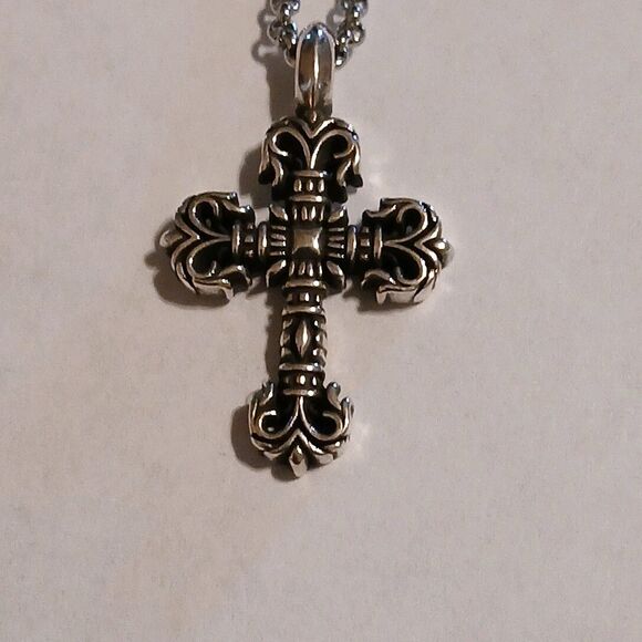 Gothic Filigree Cross Pendant Necklace Steel Punk Biker Plus Pouch New Goth - Picture 1 of 5